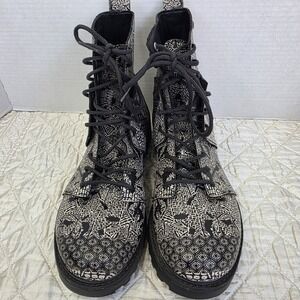 Volcom Women 8.5 Gothic Go Figure Combat Boots White Black Art Skate Goth Grunge